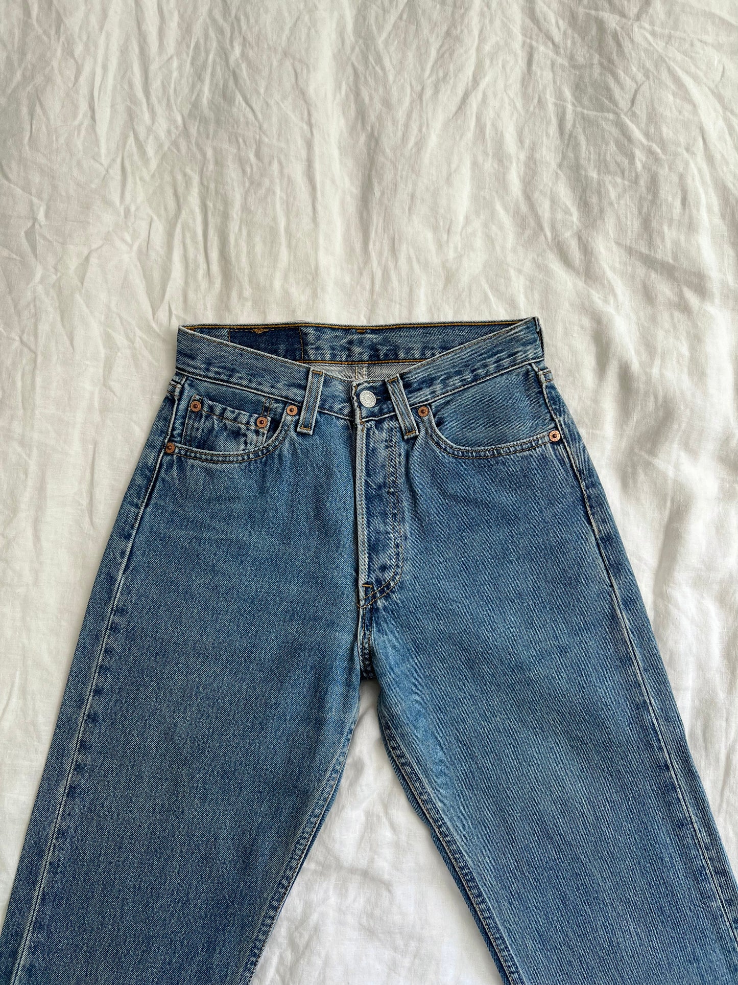 Vintage Levi's 501 27x34