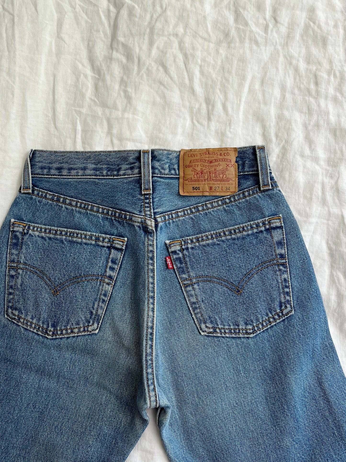 Vintage Levi's 501 27x34