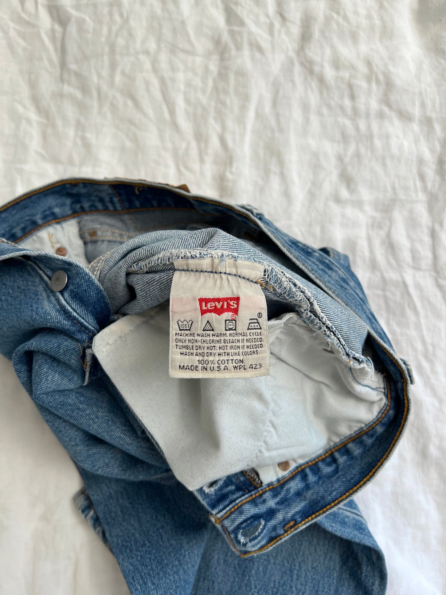 Vintage Levi's 501 27x34