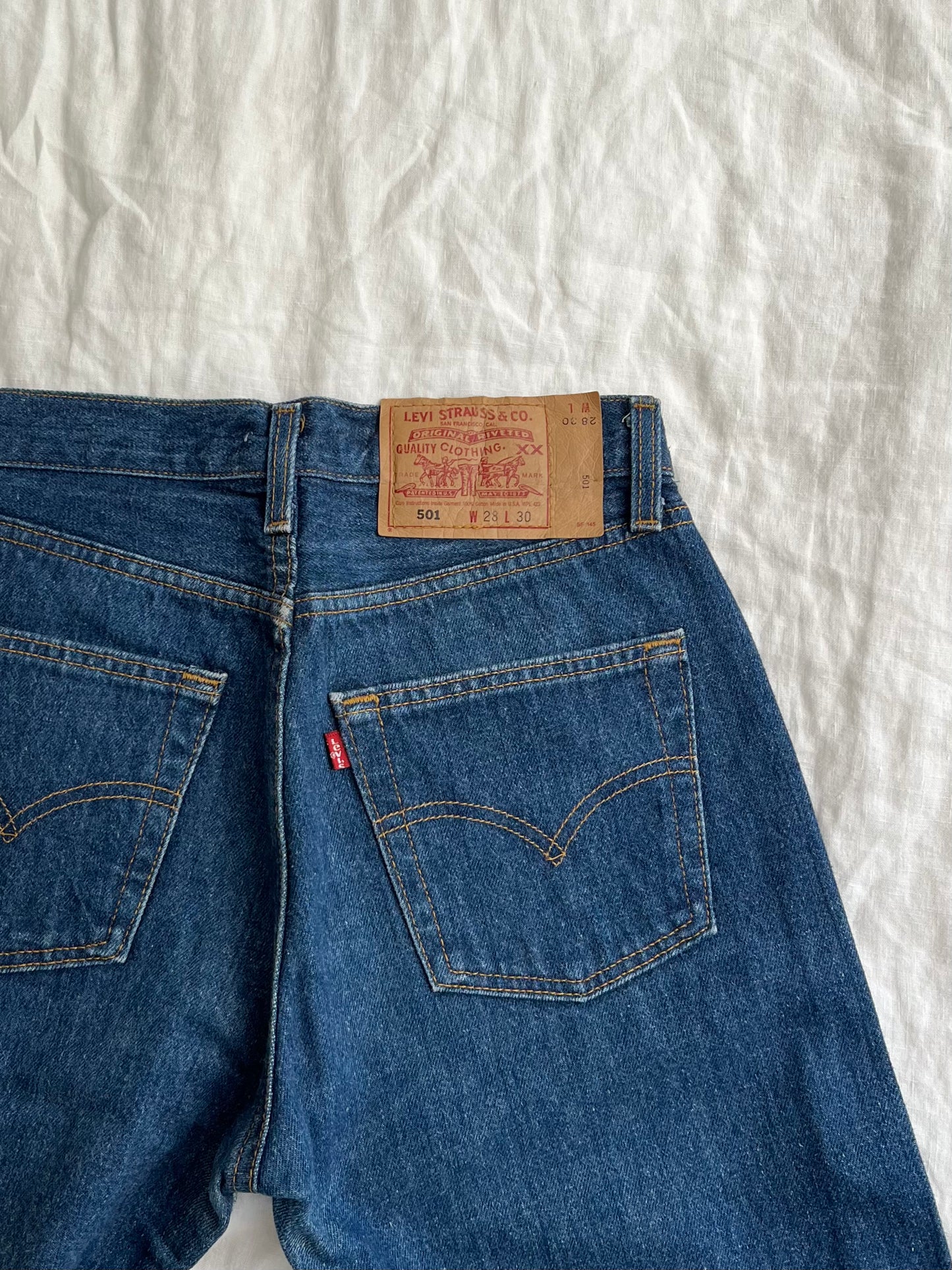 Vintage Levi's 501 28x30