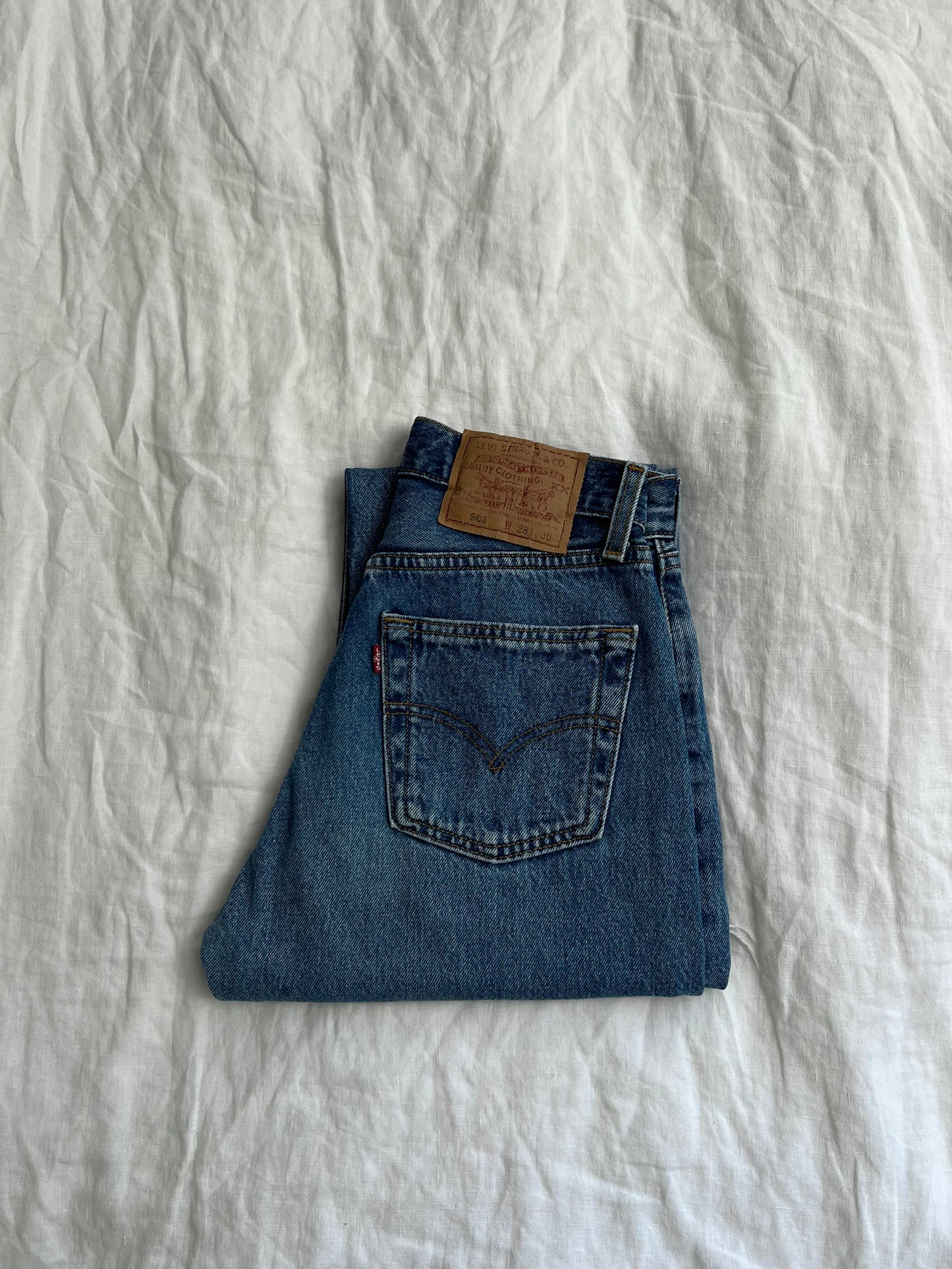 Vintage Levi's 501 28x26