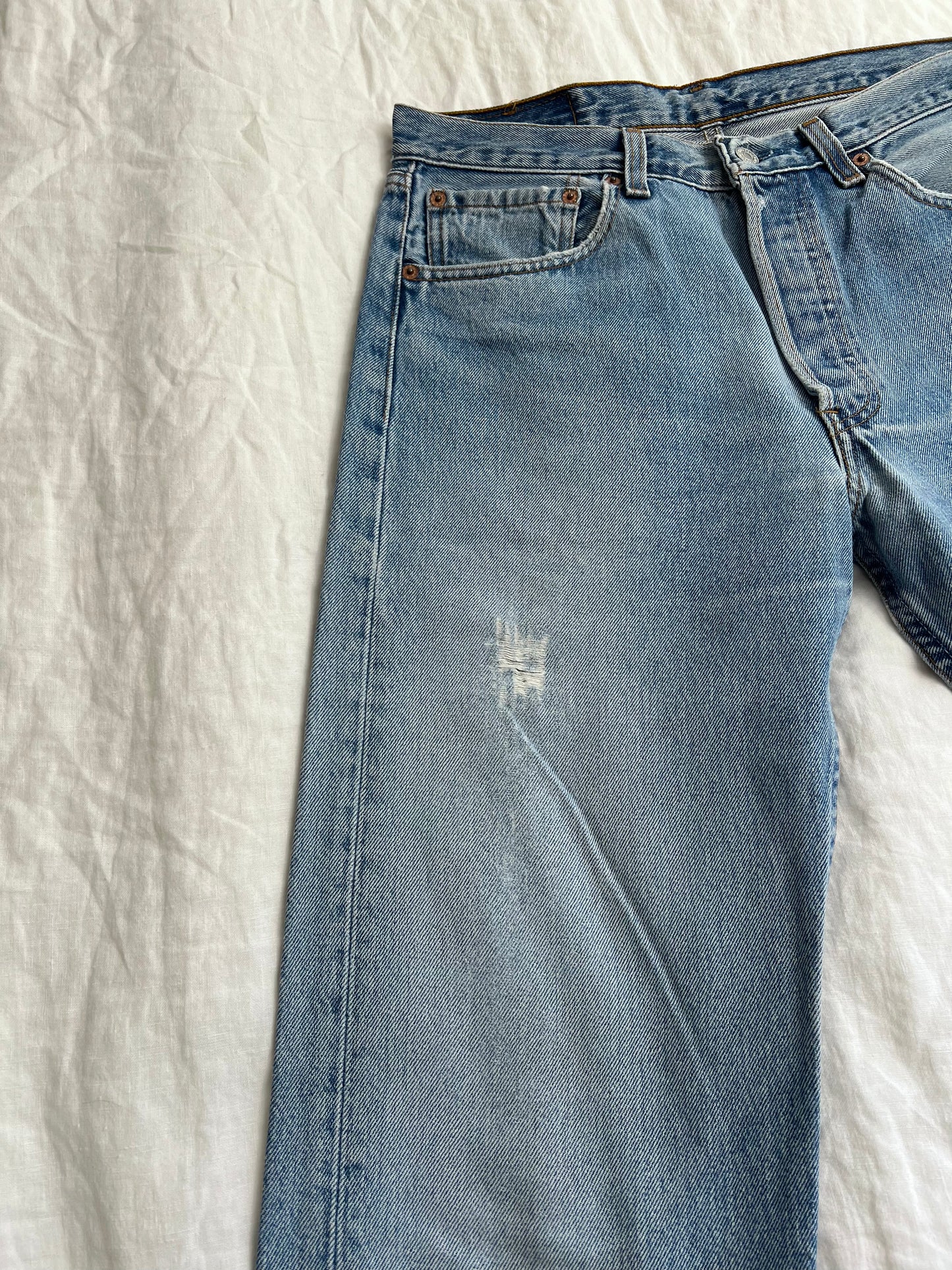 Vintage Levi's 501 32x36