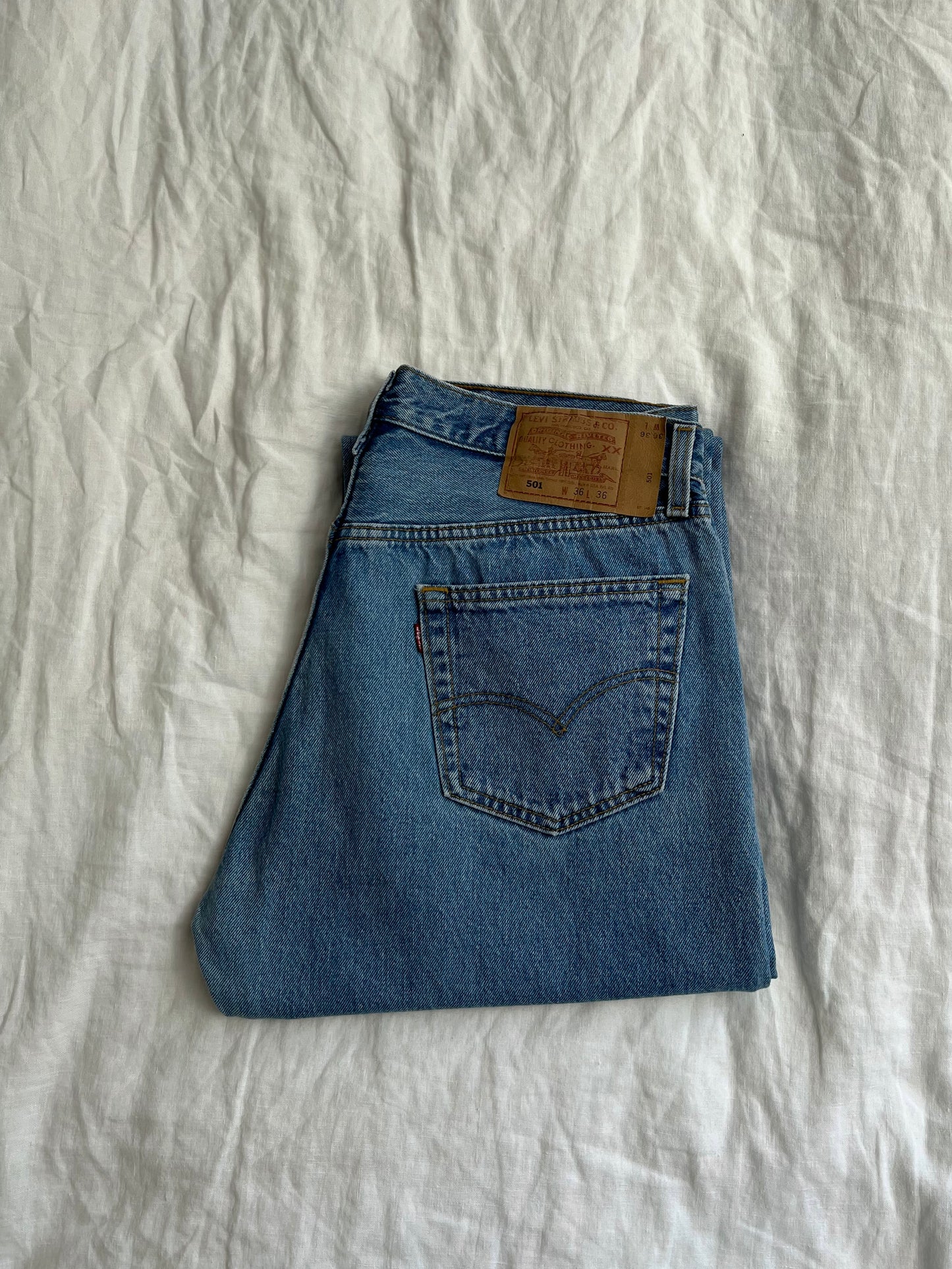 Vintage Levi's 501 36x36