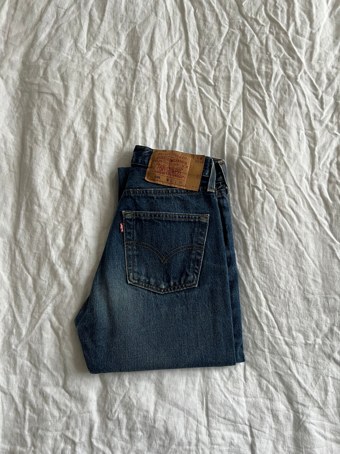 Vintage Levi's 501 27x32