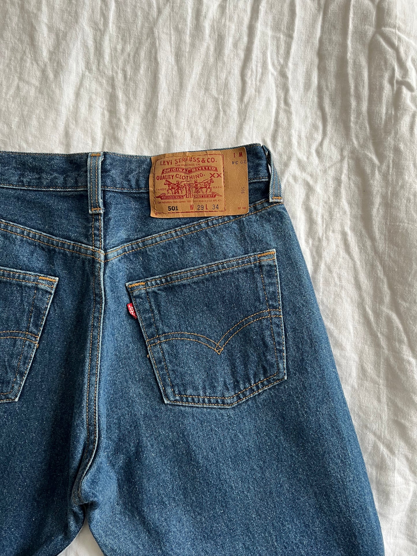Vintage Levi's 501 29x34