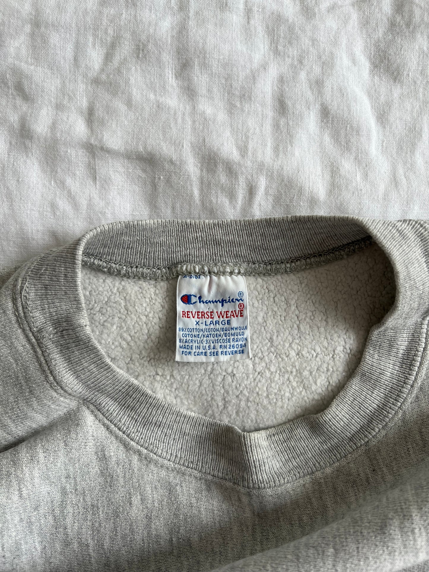 VINTAGE 90s CHAMPION REVERSE WEAVE SWEATSHIRT