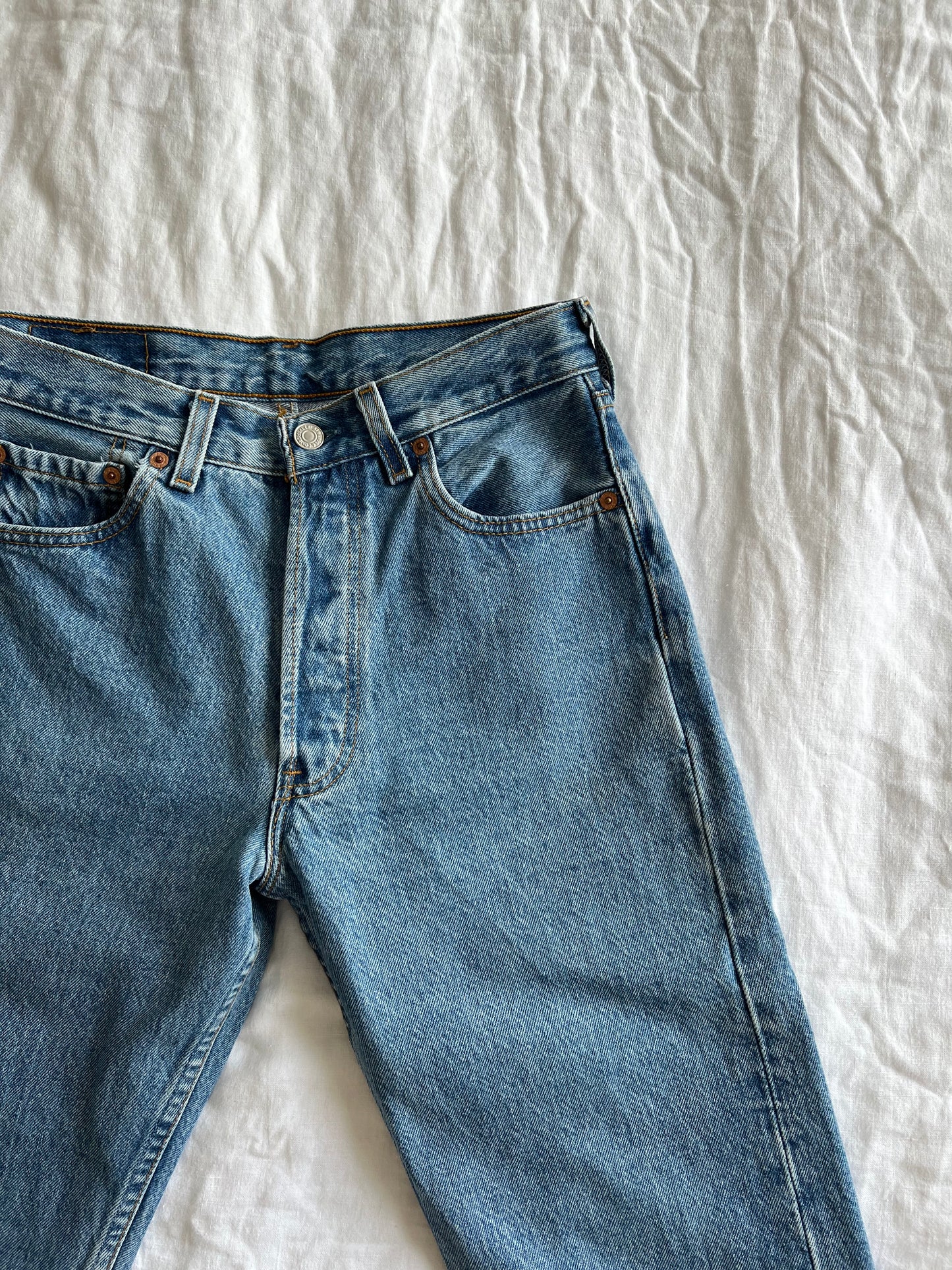 Vintage Levi's 501 29x32
