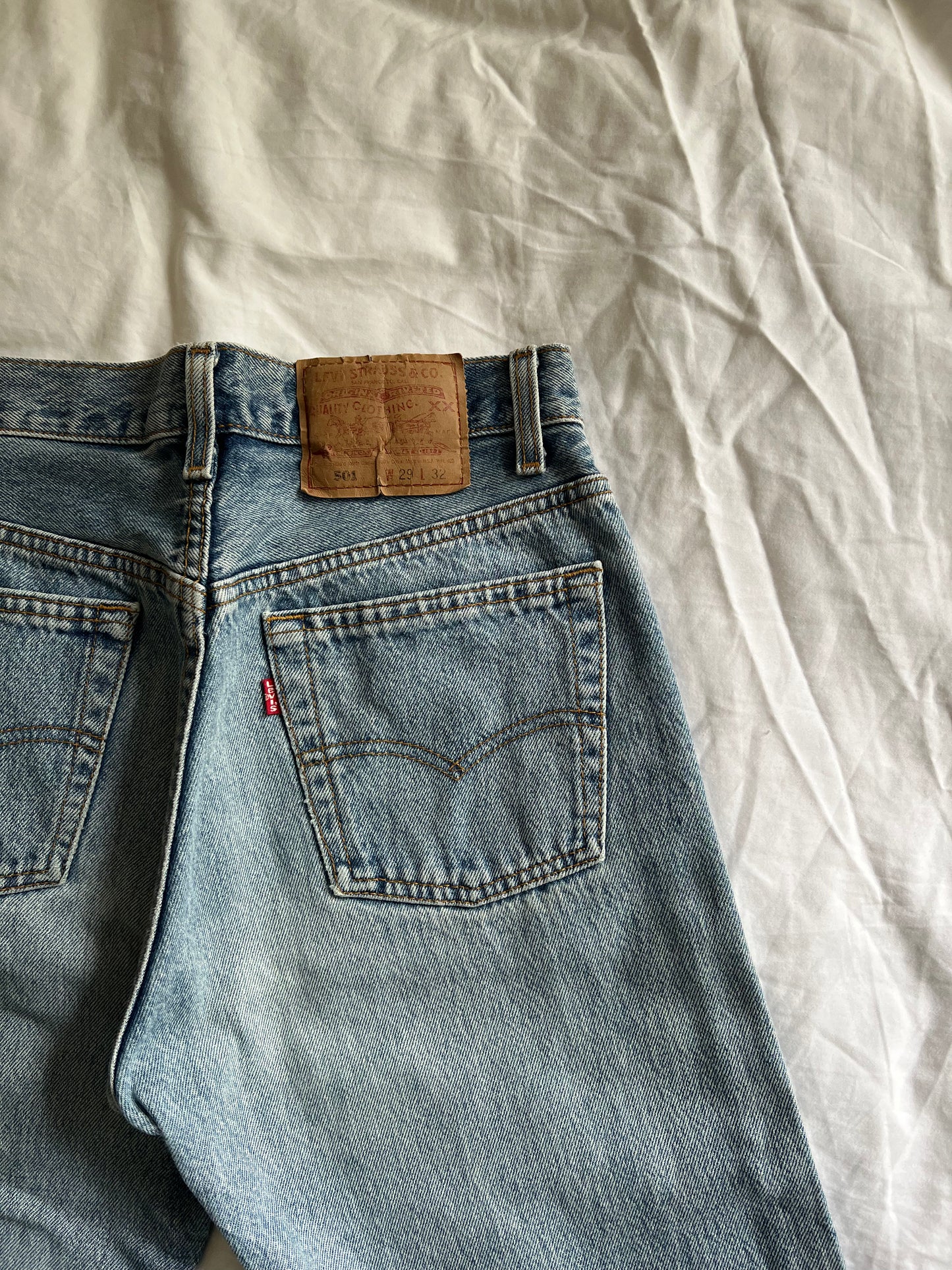 Vintage Levi's 501 29x32
