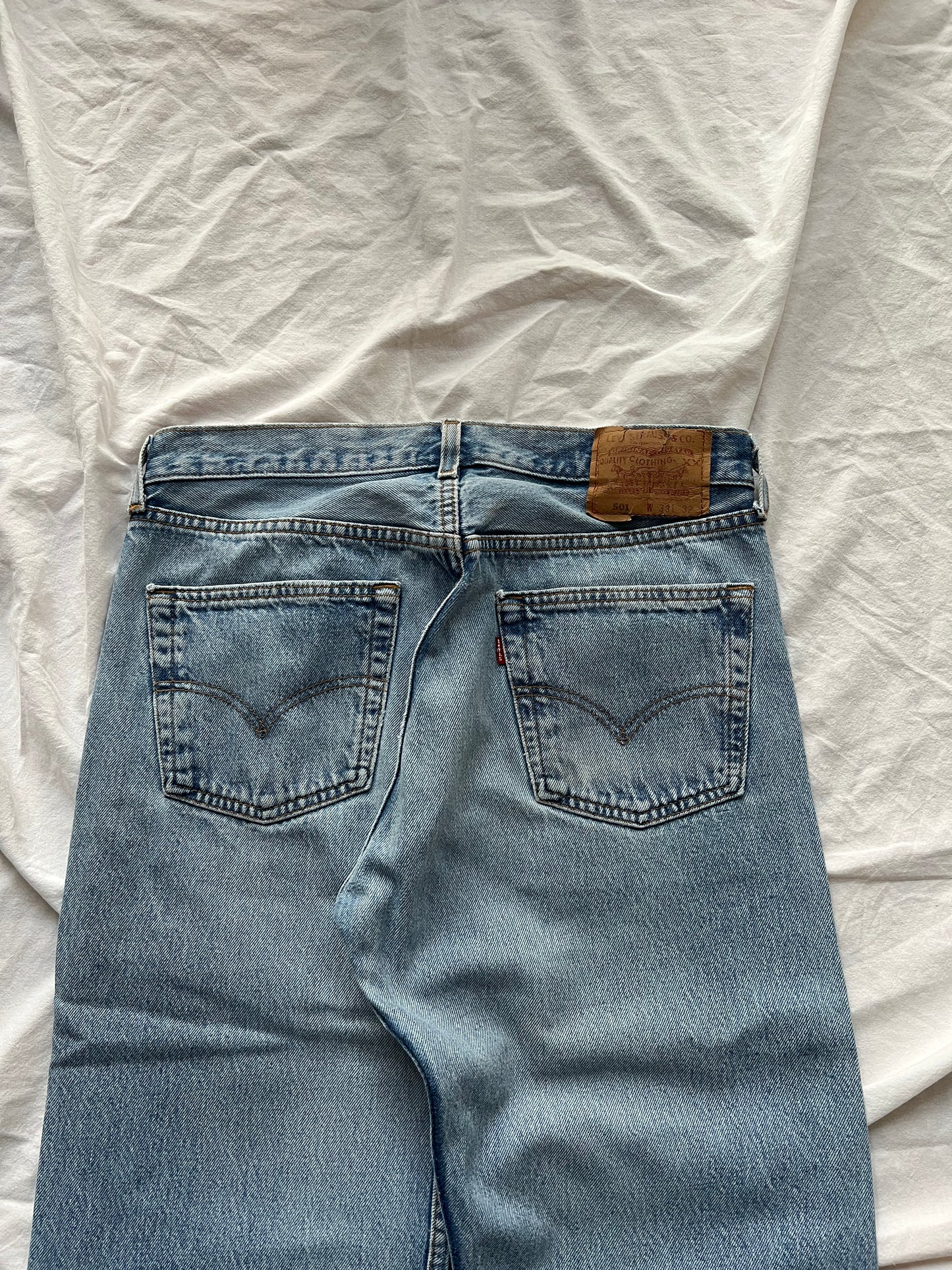 Vintage Levi's 501 33x32