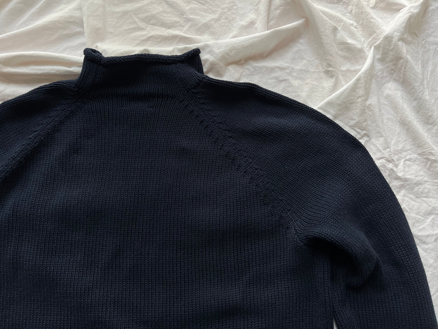 J.CREW ROLLNECK SWEATER NAVY BLUE