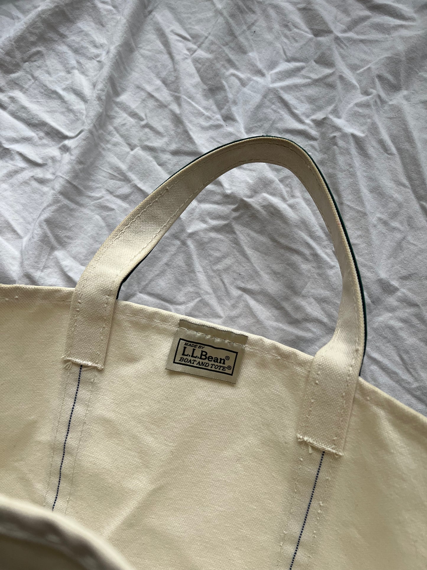L.L. BEAN BOAT AND TOTE BAG BLACK LAB