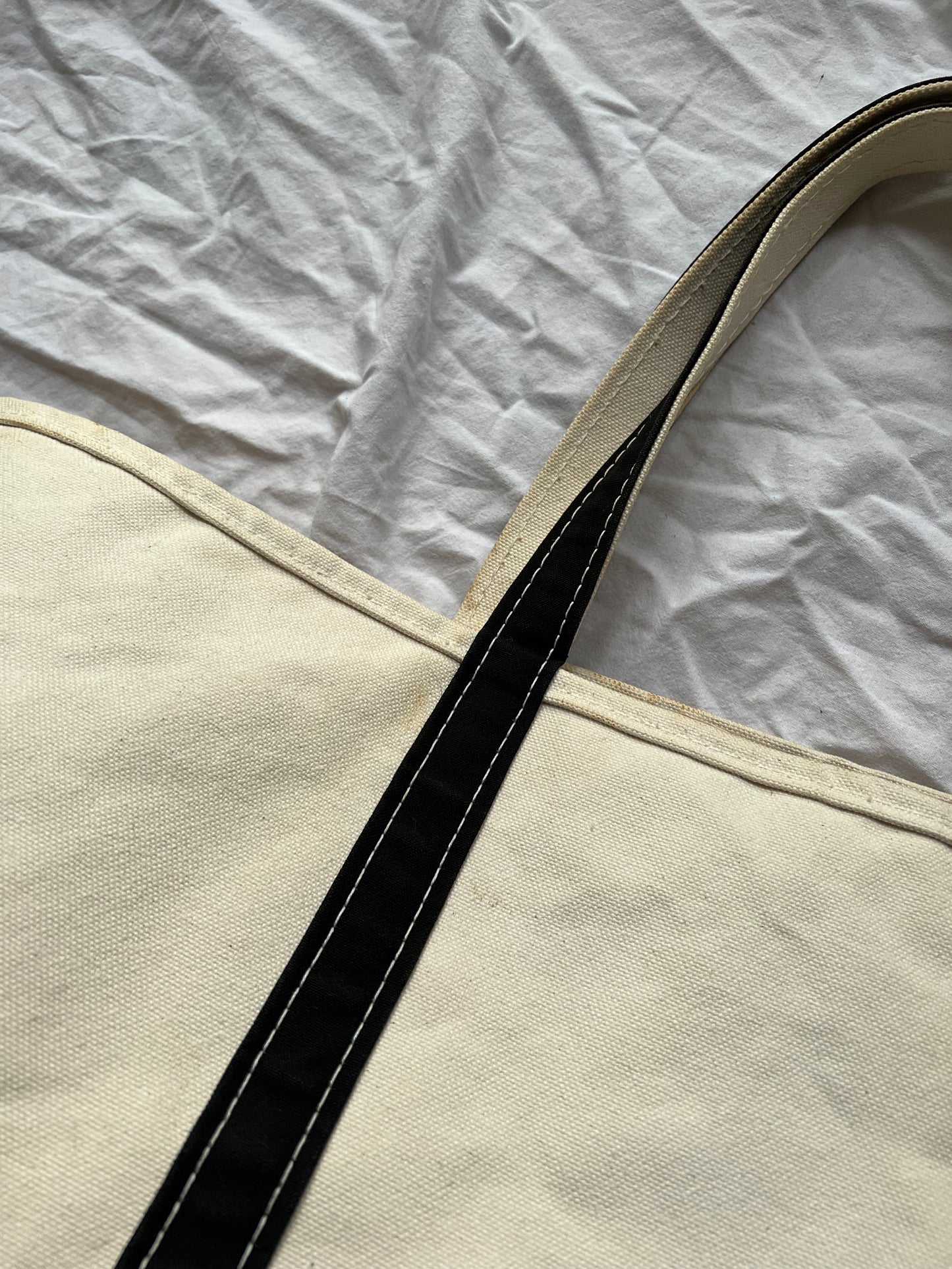 L.L. BEAN BOAT AND TOTE BAG X-LARGE
