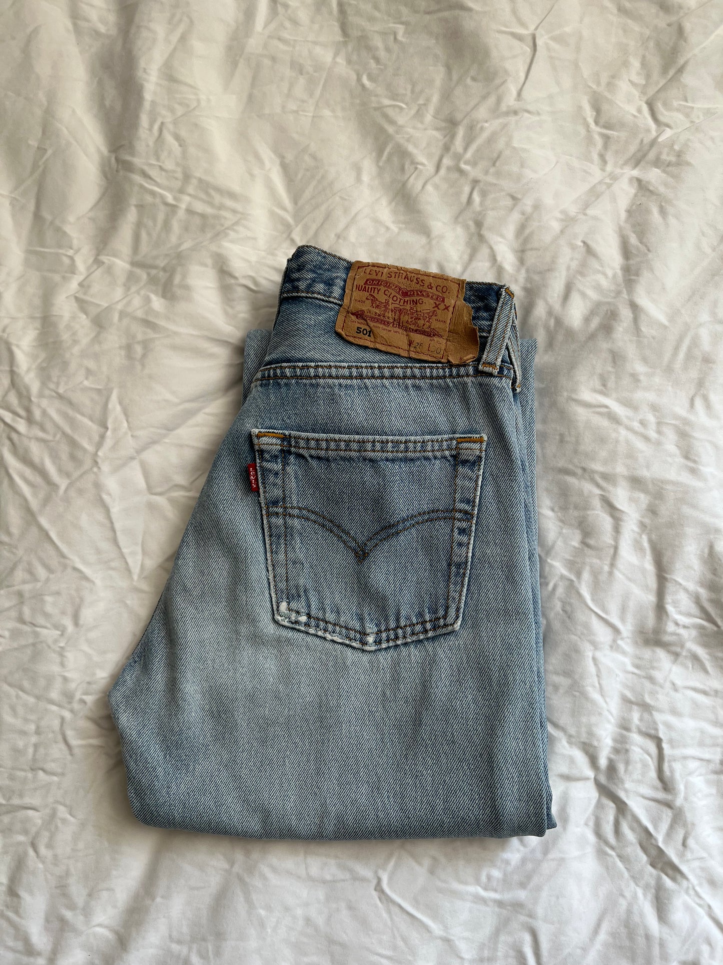 Vintage Levi's 501 28x30