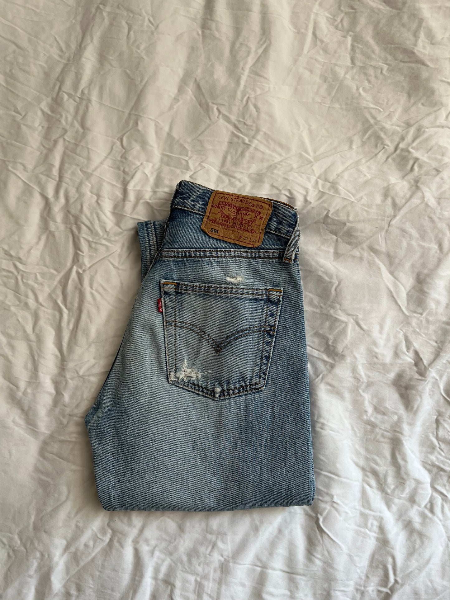 Vintage Levi's 501 28x34