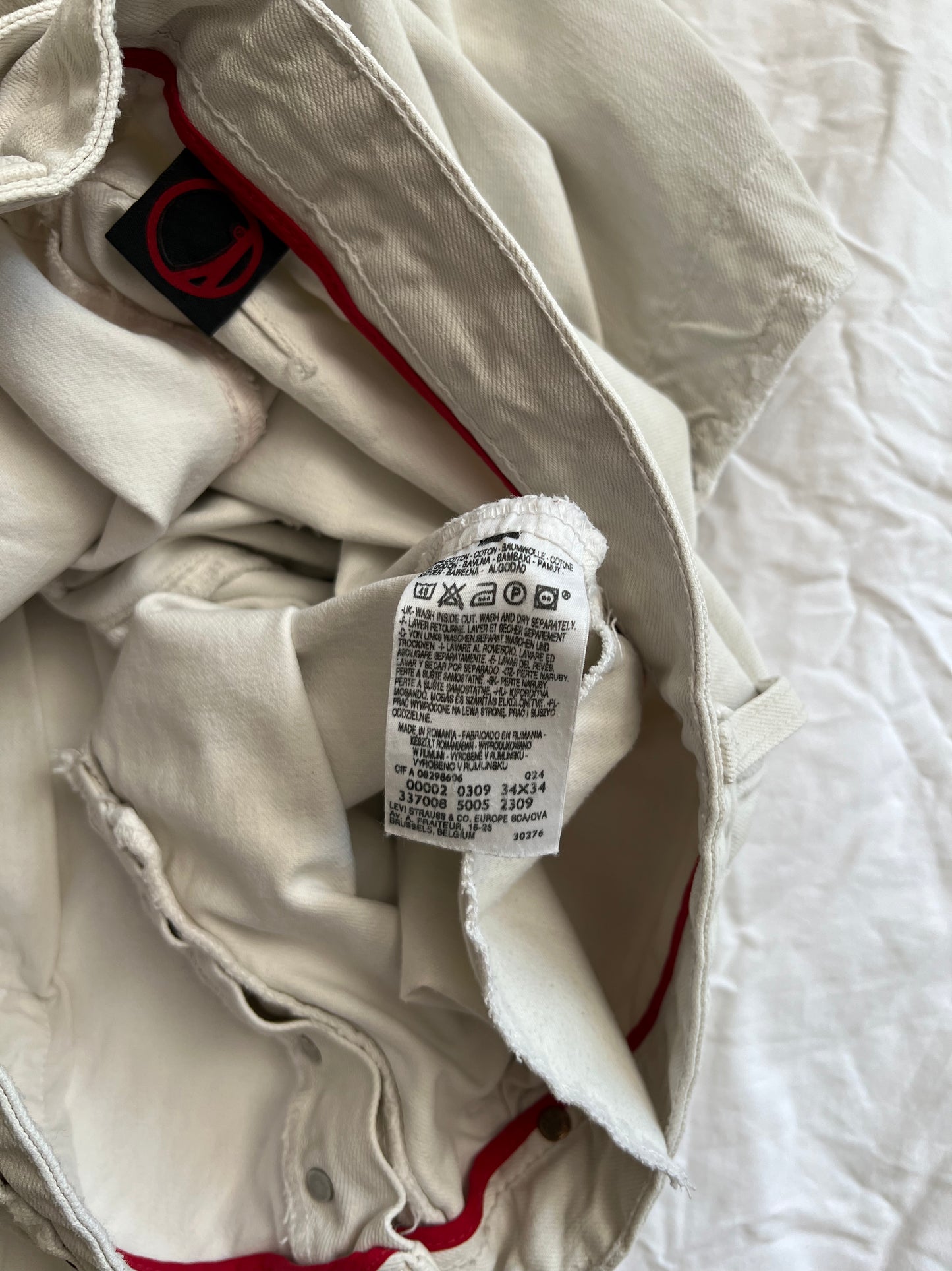 White Levi's Engineered Jeans 34X34
