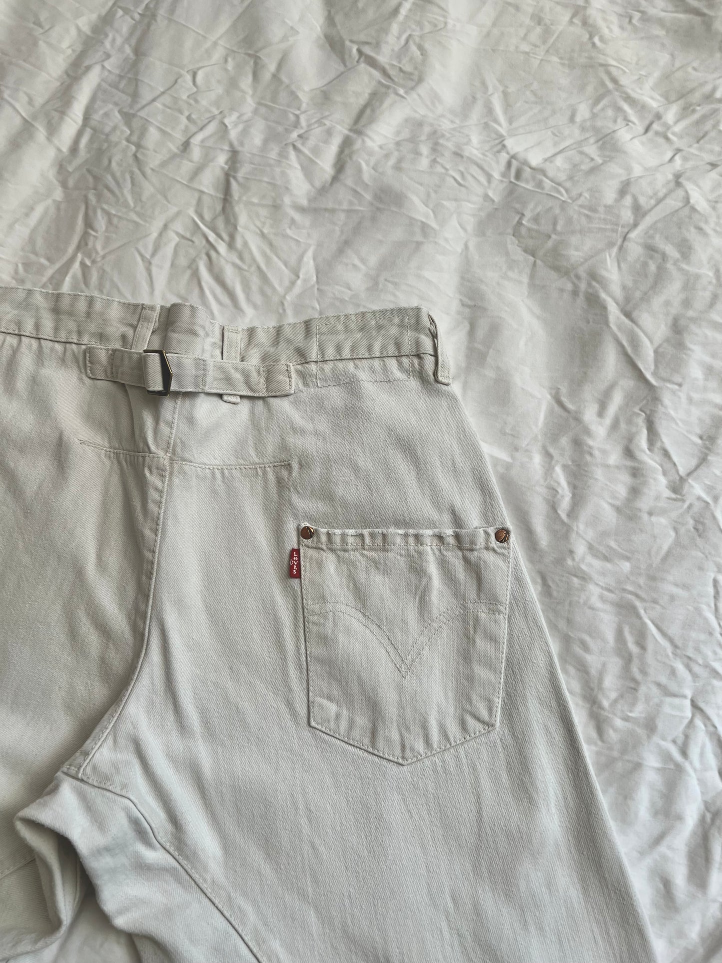White Levi's Engineered Jeans 30X32