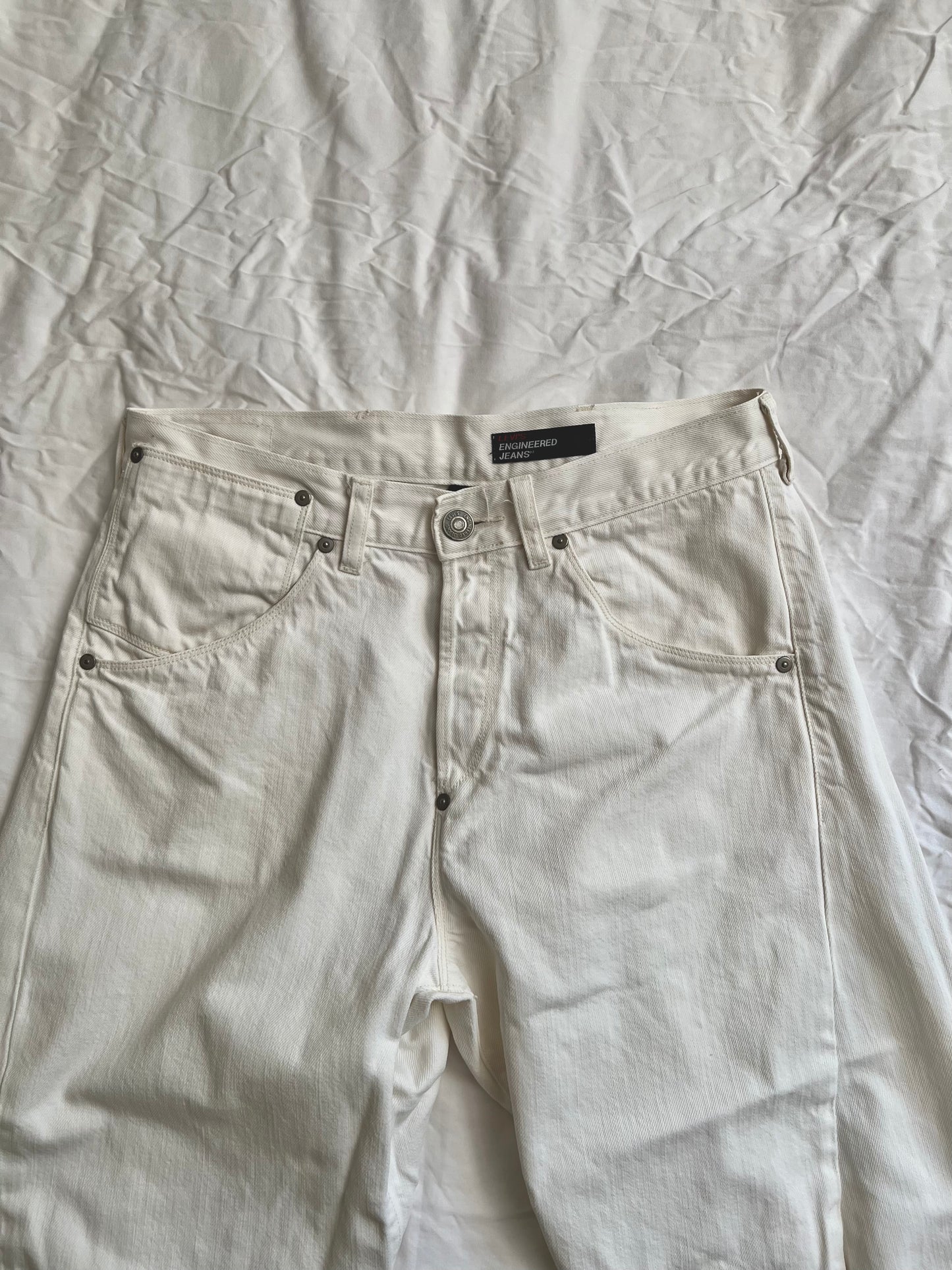 White Levi's Engineered Jeans 32X32