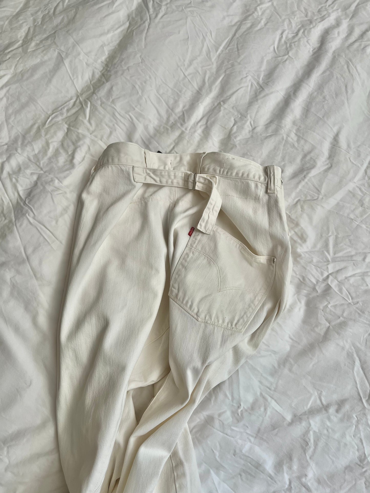 White Levi's Engineered Jeans 32X32