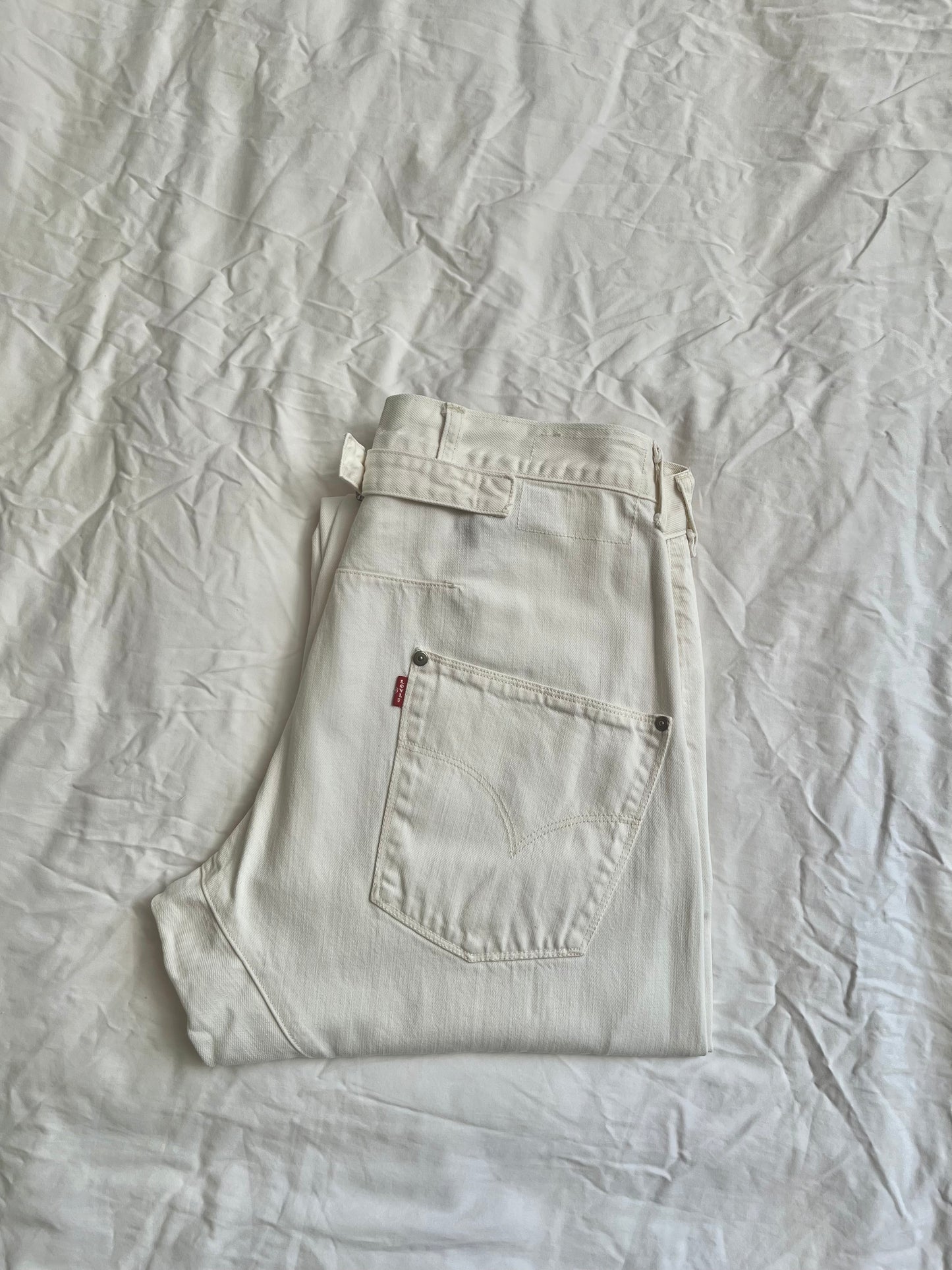 White Levi's Engineered Jeans 32X32