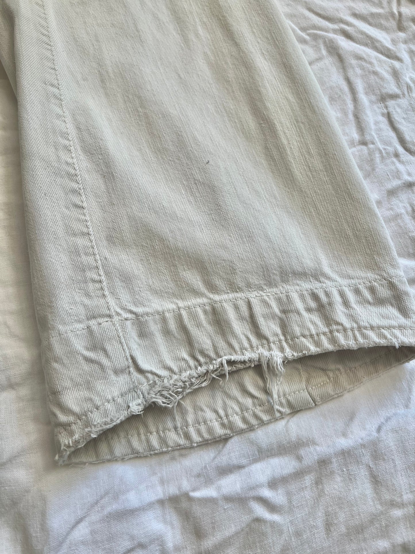 White Levi's Engineered Jeans 30X34