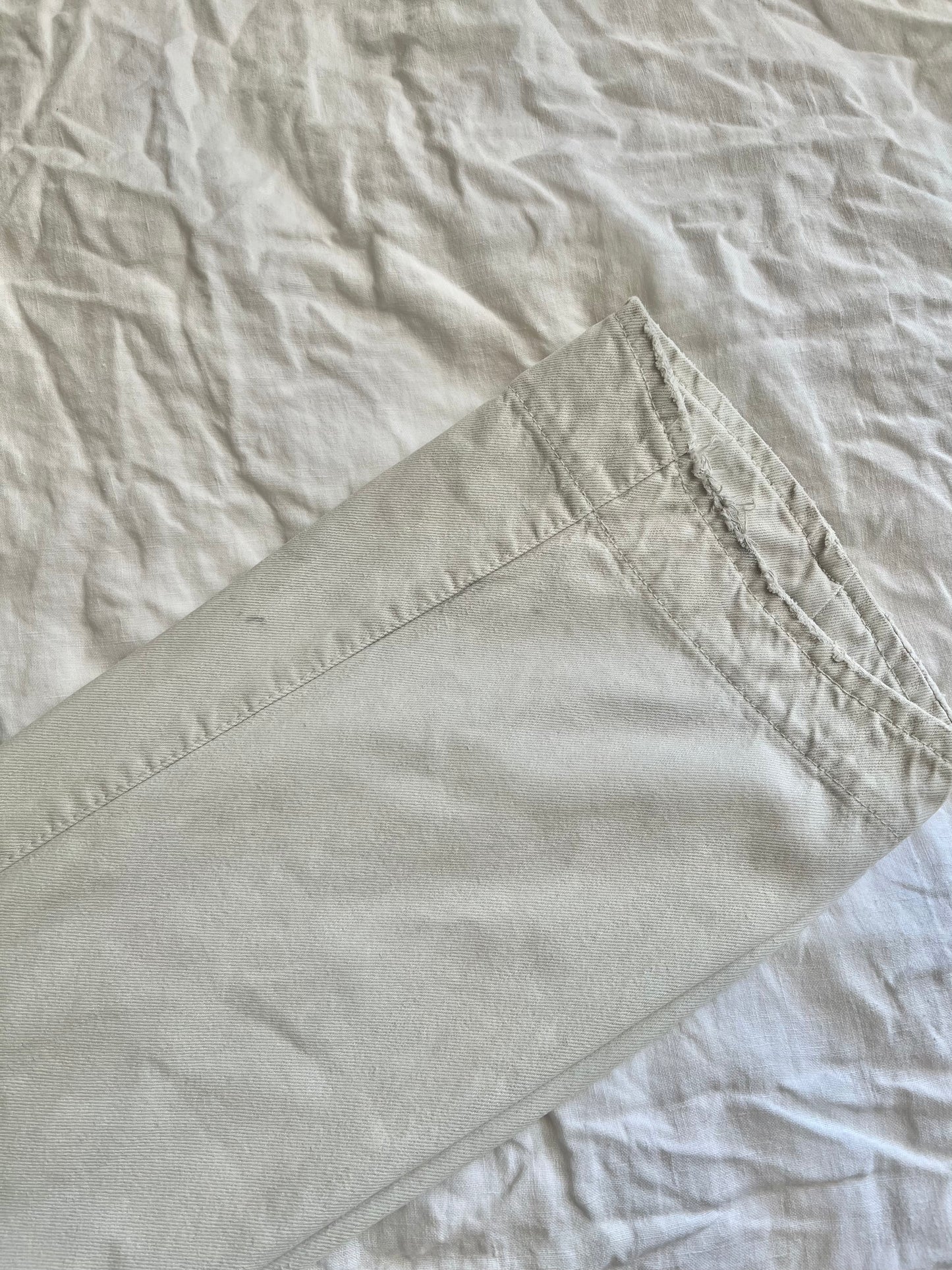 White Levi's Engineered Jeans 30X34
