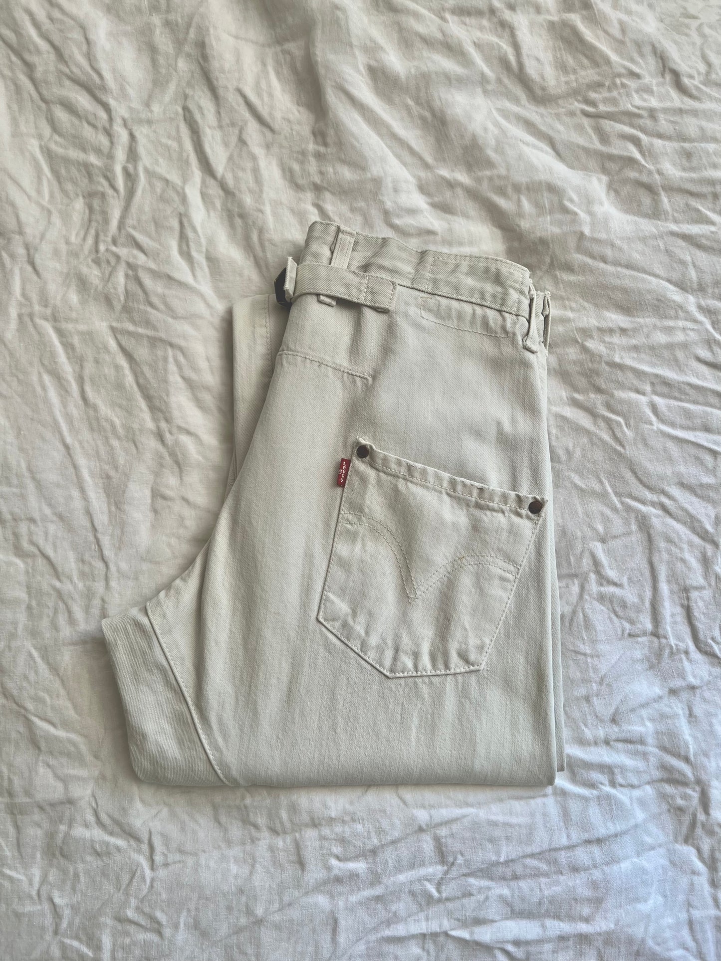 White Levi's Engineered Jeans 30X34