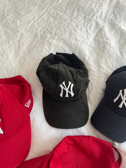 NY YANKEES BASEBALL CAP BLACK