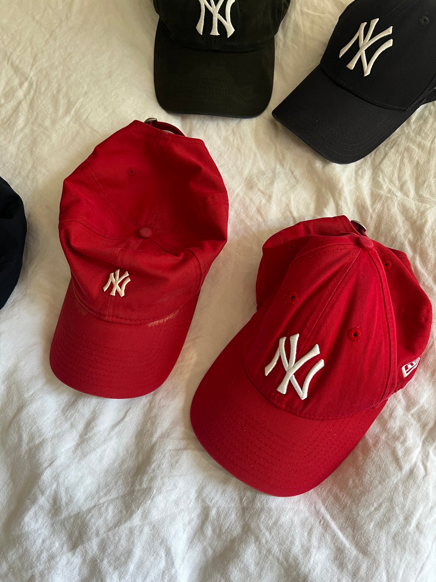 NY YANKEES BASEBALL CAP RED