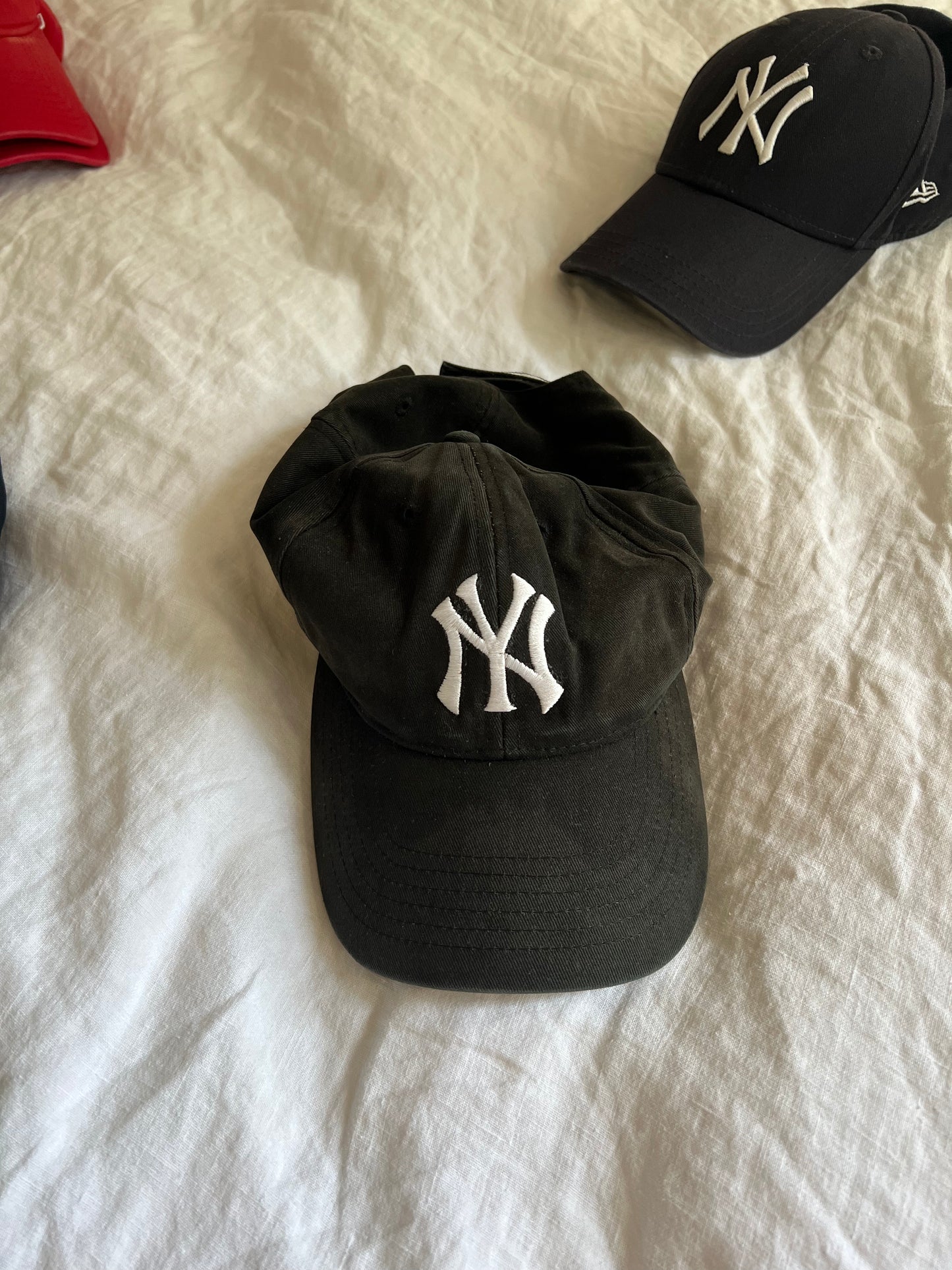 NY YANKEES BASEBALL CAP BLACK