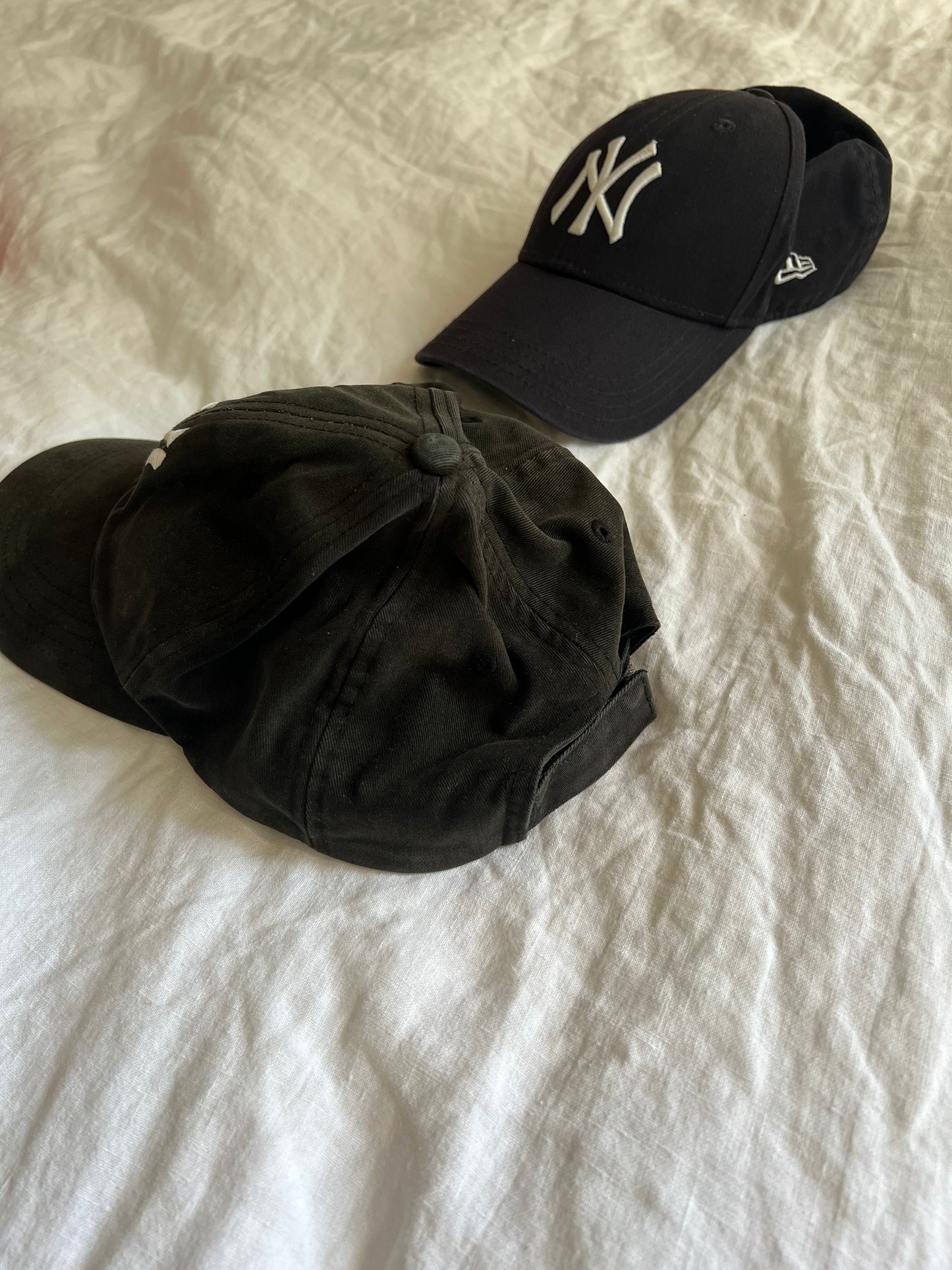 NY YANKEES BASEBALL CAP BLACK