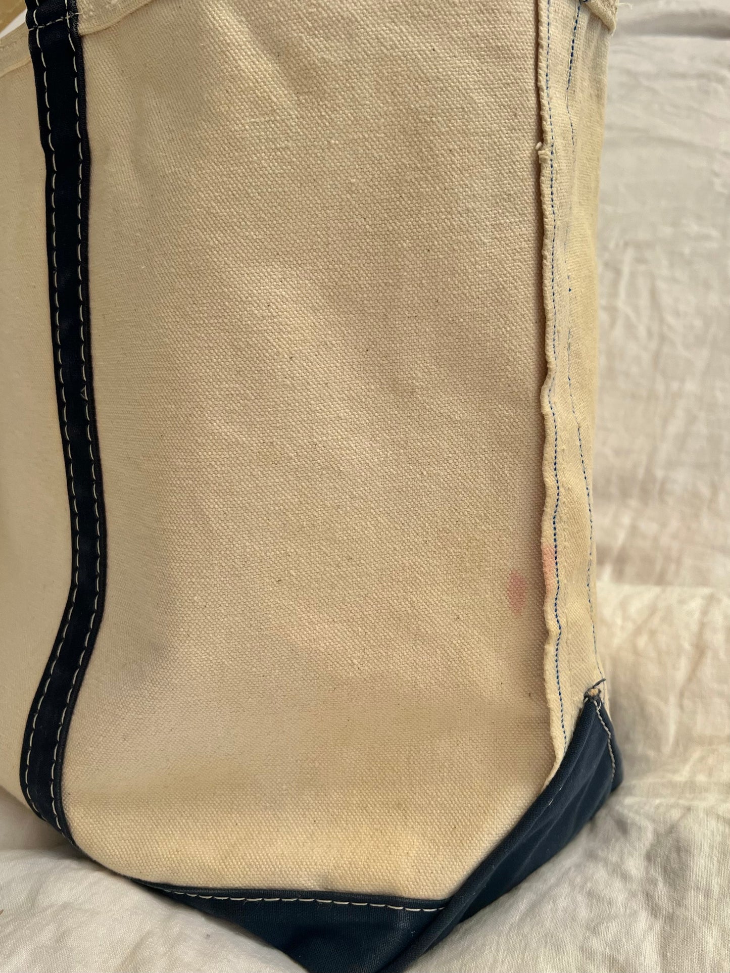 L.L. BEAN BOAT AND TOTE BAG "TP"