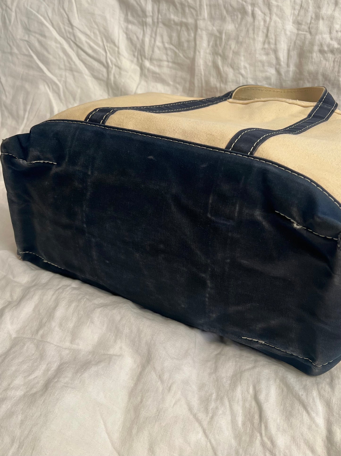 L.L. BEAN BOAT AND TOTE BAG "TP"